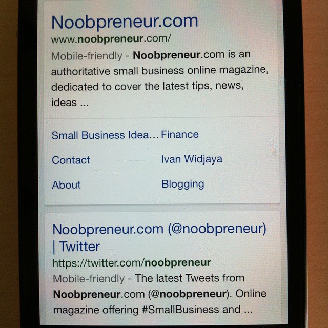 Noobpreneur shows mobile friendly label on Google search results