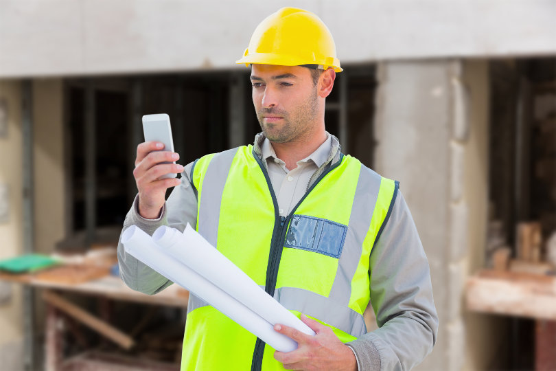 Contractor with a smartphone