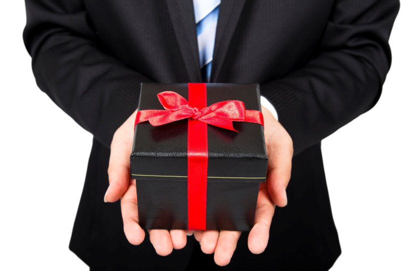 Giving promotional gifts for business contacts