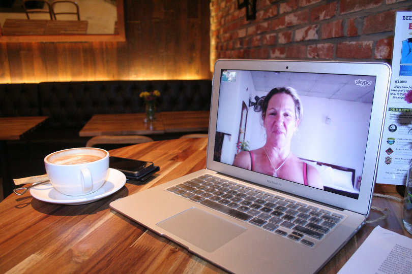 Business chat using Skype