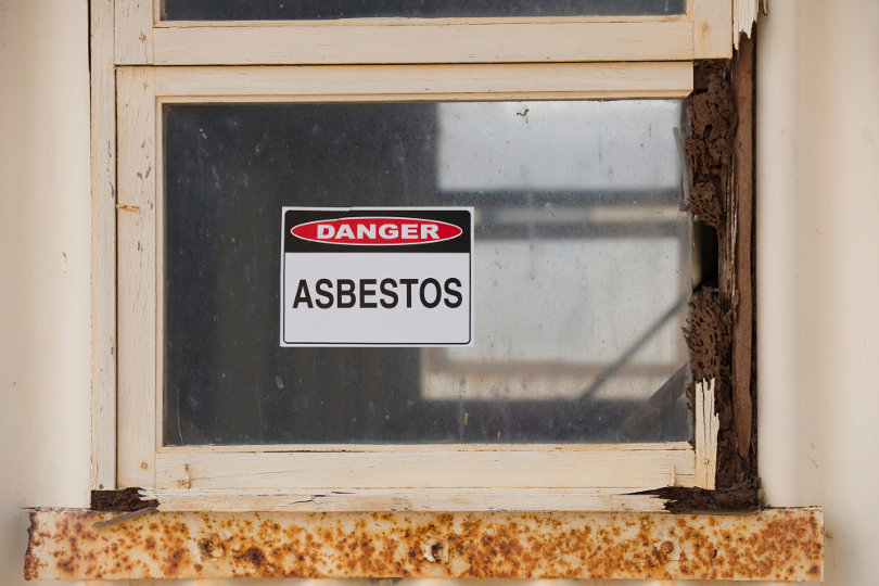 Asbestos danger warning sign