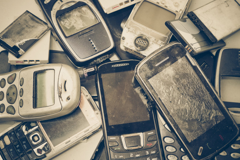 Smartphone e-waste