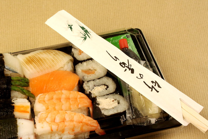 Sushi delivery box