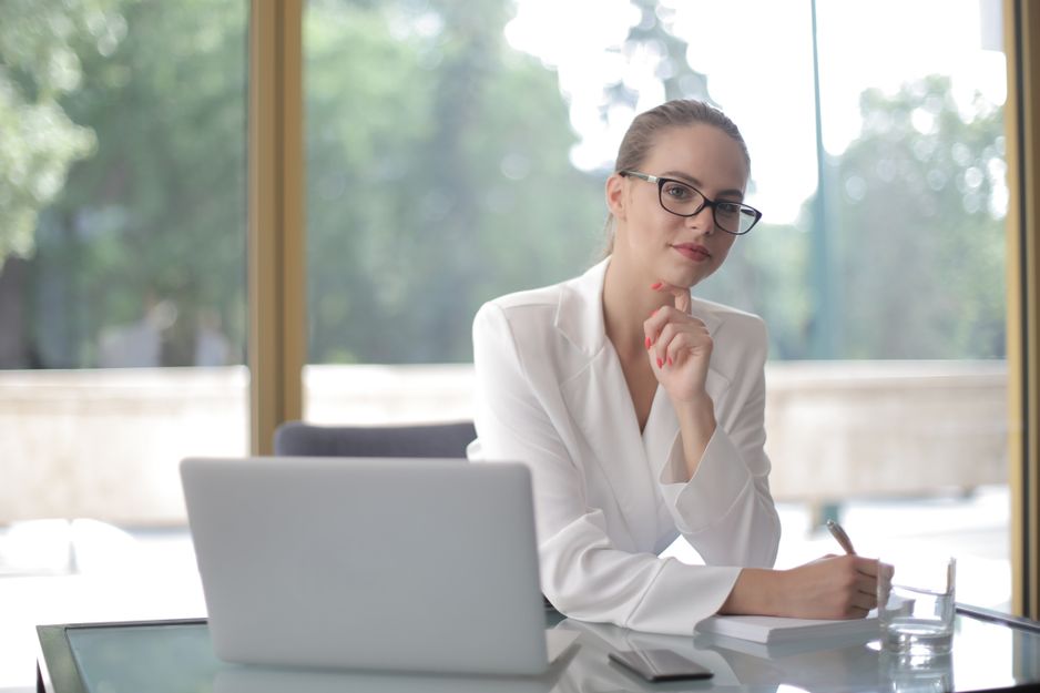 Why Growing Houston Companies Are Choosing an Outsourced CMO Over a Full-Time Hire